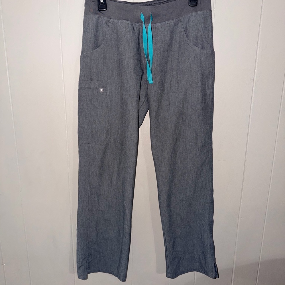 Figs Kade Cargo Pants